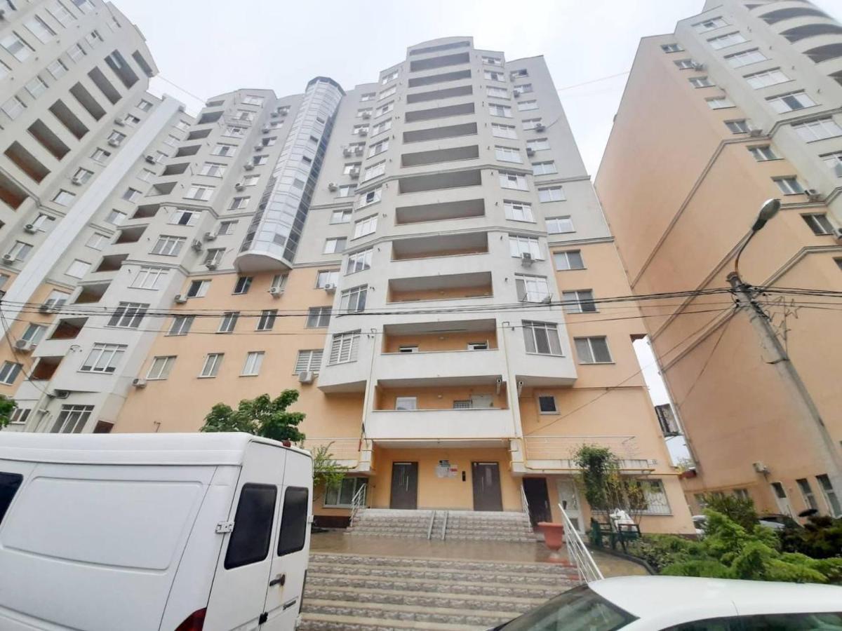Bright Central Apartment Kisinyov Kültér fotó