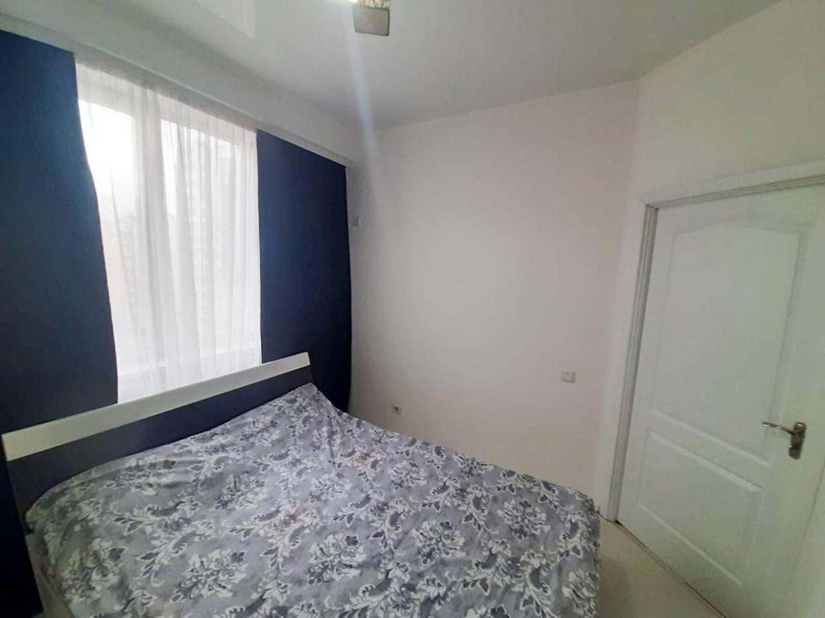 Bright Central Apartment Kisinyov Kültér fotó