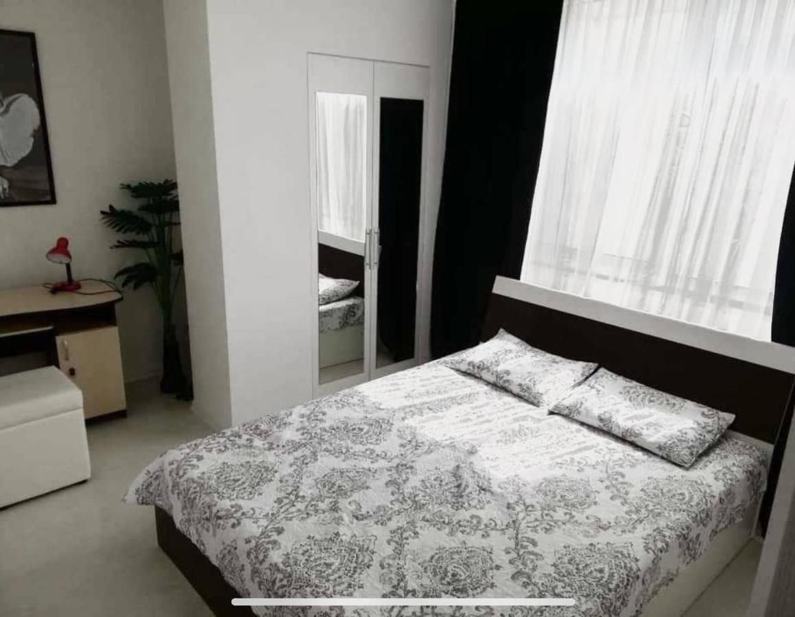 Bright Central Apartment Kisinyov Kültér fotó